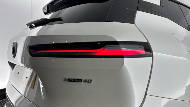 BMW iX 240kW xDrive40 M Sport 76.6kWh 5dr Auto Electric Estate